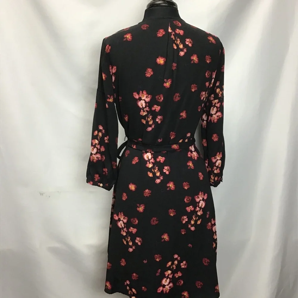 Long Sleeved Floral Dress - Picture 6 of 11